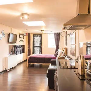 https://avo-hotel.cambridgehotelsuk.com