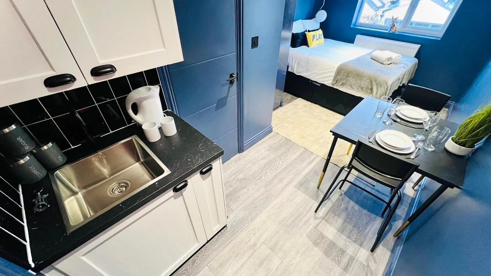 London 61 Central Studio, Ideal For Tourists High Recommend!!!