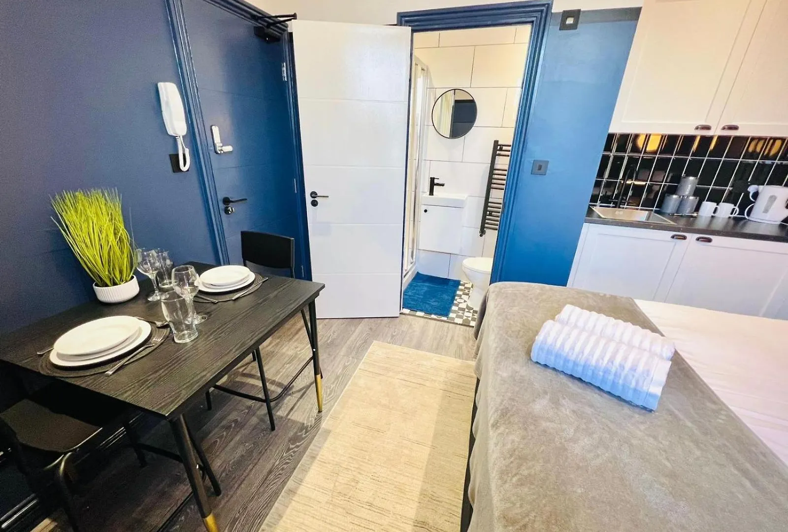 London 61 Central Studio, Ideal For Tourists High Recommend!!! Penzion