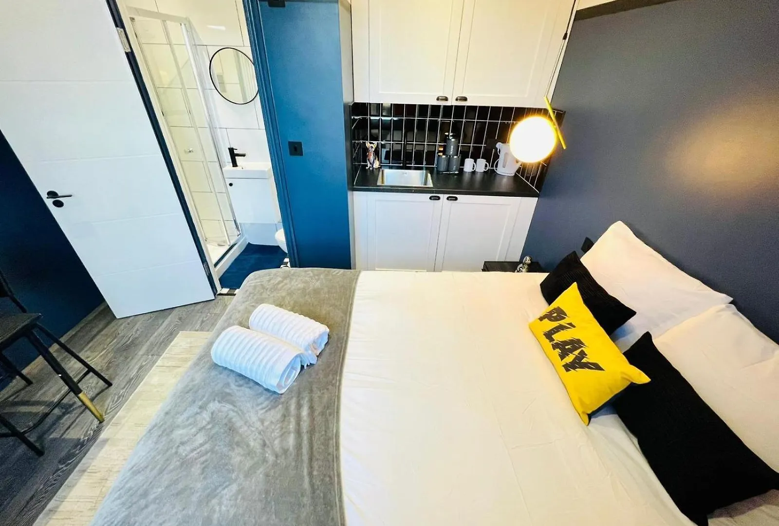 Guest house London 61 Central Studio, Ideal For Tourists High Recommend!!!