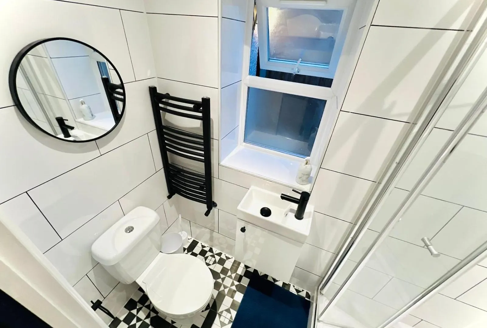 London 61 Central Studio, Ideal For Tourists High Recommend!!! 0*,